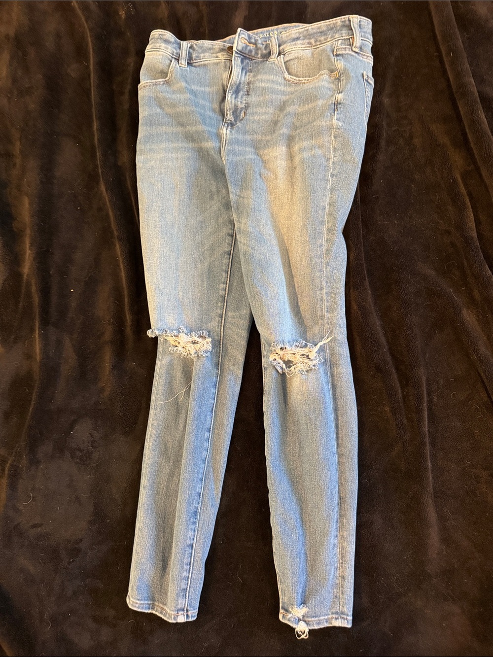 American Eagle Outfitters Light Blue Distressed Skinny Jeans